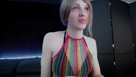 Snapshot of hardy_green chatting on 11-06-25, 06:25 Miss Hardy online show from 11-06-25, 06:25