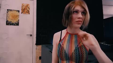 Miss Hardy online show from 03-27-26, 03:45