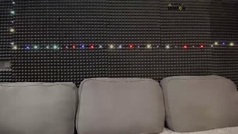 Miss Hardy online show from 07-18-26, 04:38