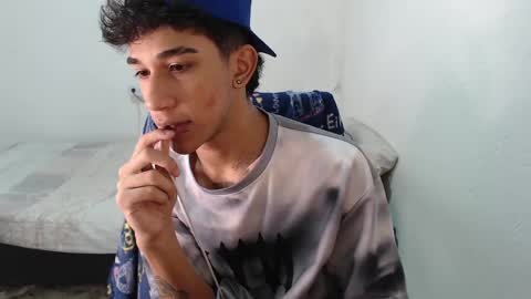 Snapshot of haresandpame_mds chatting on 04-22-26, 02:14 Hares online show from 04-22-26, 02:14