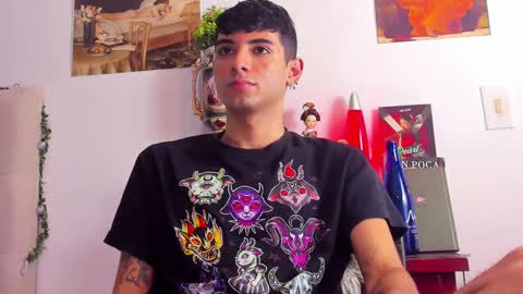 Snapshot of harley_fairy chatting on 02-12-25, 03:18 Harley online show from 02-12-25, 03:18