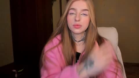 Julia online show from 01-07-26, 05:43