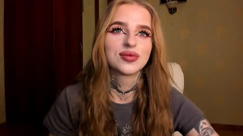 Julia online show from 02-19-26, 04:52