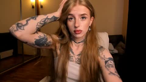 Julia online show from 06-08-26, 05:19