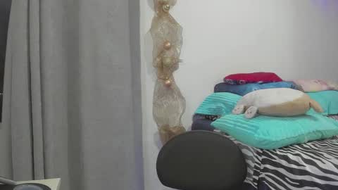 Snapshot of harleynapier chatting on 11-20-25, 11:15 Natii online show from 11-20-25, 11:15