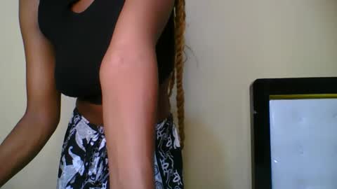 harmlessbitch online show from 10-20-25, 08:20