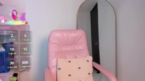 Snapshot of harmony_murr chatting on 12-16-25, 11:59 vanessa online show from 12-16-25, 11:59