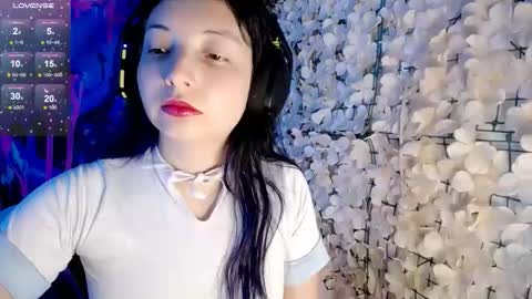 Snapshot of harmonys_couple_ chatting on 10-02-25, 03:02 Harmonys World online show from 10-02-25, 03:02