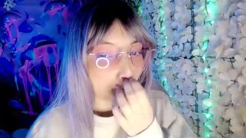 Snapshot of harmonys_couple_ chatting on 11-12-25, 08:30 Harmonys World online show from 11-12-25, 08:30