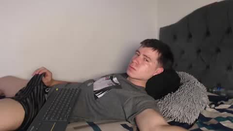 Snapshot of harry_brown2324 chatting on 09-21-25, 08:54 Sebastian online show from 09-21-25, 08:54