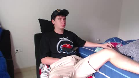 Snapshot of harry_brown2324 chatting on 10-27-25, 01:04 Sebastian online show from 10-27-25, 01:04