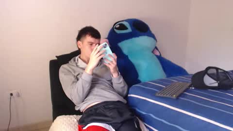 Snapshot of harry_brown2324 chatting on 11-10-25, 03:11 Sebastian online show from 11-10-25, 03:11