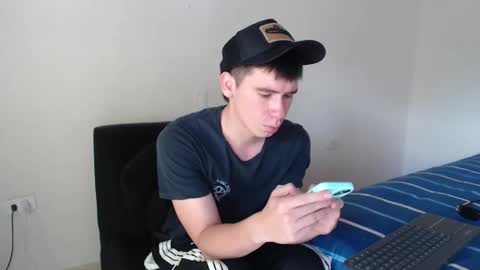 Snapshot of harry_brown2324 chatting on 11-18-25, 02:32 Sebastian online show from 11-18-25, 02:32