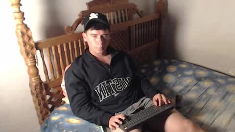 Snapshot of harry_brown2324 chatting on 01-05-26, 05:27 Sebastian online show from 01-05-26, 05:27