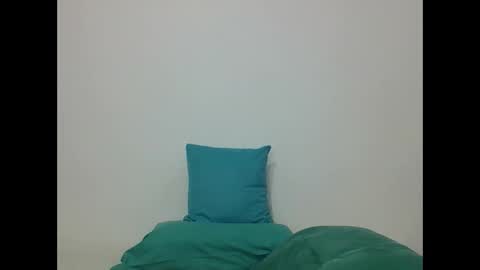 Snapshot of harry_goldenmillerx10fun chatting on 09-26-25, 10:14 Harry online show from 09-26-25, 10:14