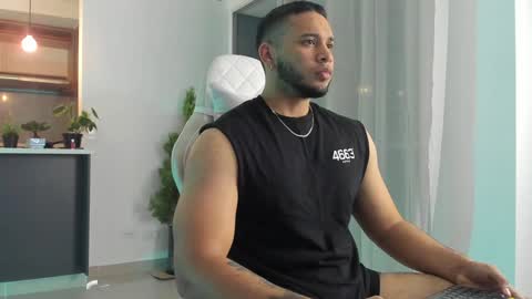 Harry Zandes online show from 01-08-25, 03:08