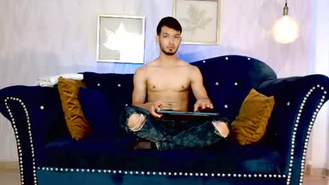 Snapshot of harryfosster chatting on 07-11-26, 01:58 Harry online show from 07-11-26, 01:58