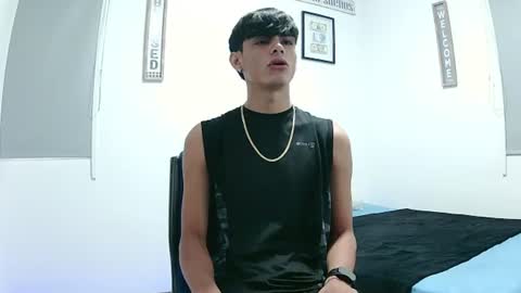 Snapshot of harrythomson1 chatting on 07-19-26, 05:38 harry thomson online show from 07-19-26, 05:38