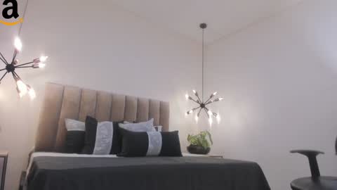 Harry Jones online show from 12-15-24, 08:25