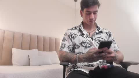 Harry Jones online show from 01-14-25, 05:45