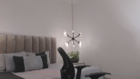 Harry Jones online show from 02-04-25, 05:34