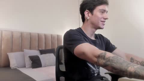 Harry Jones online show from 02-07-25, 05:18