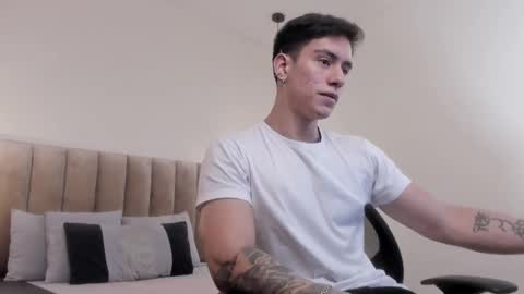 Harry Jones online show from 02-14-25, 05:25