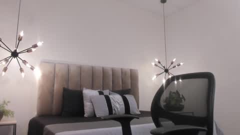 Harry Jones online show from 02-19-25, 05:27