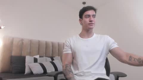 Harry Jones online show from 02-21-25, 05:42