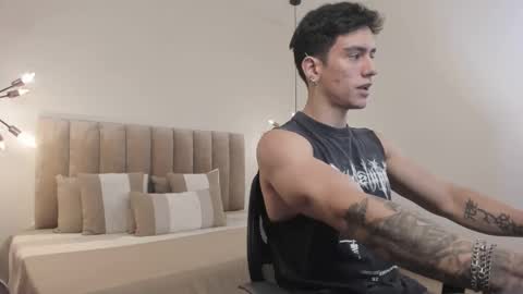 Harry Jones online show from 02-25-25, 05:36