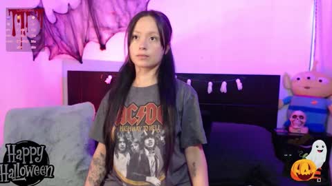 Snapshot of haru_420 chatting on 10-26-25, 12:44 Sofia Damin online show from 10-26-25, 12:44