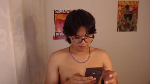 Haru online show from 10-31-25, 04:02