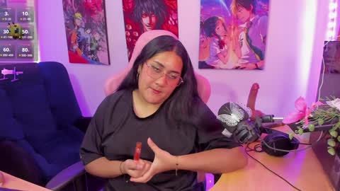 Snapshot of haruu2 chatting on 01-19-25, 08:51 karen online show from 01-19-25, 08:51