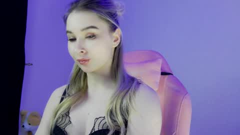 Anna online show from 03-31-26, 09:15