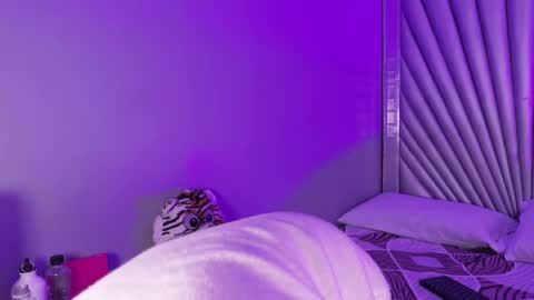 hatsajones online show from 04-09-26, 04:12