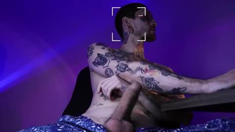 Snapshot of hatsumotokyoto chatting on 12-02-25, 11:00 More content 2 online show from 12-02-25, 11:00