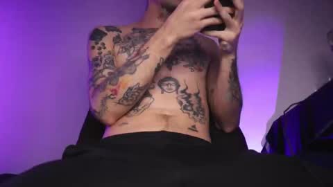 More content   2   online show from 03-08-26, 02:04