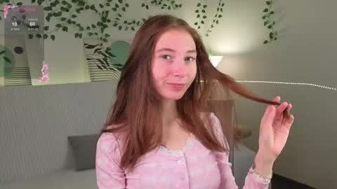 Lola online show from 12-19-25, 10:00