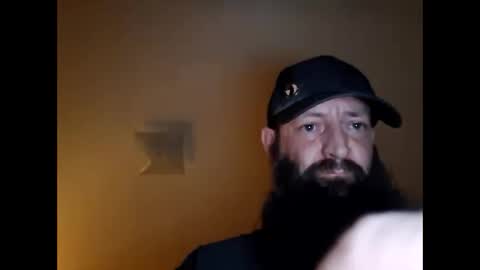 Snapshot of hawktalon007 chatting on 10-20-25, 10:27 Robert online show from 10-20-25, 10:27