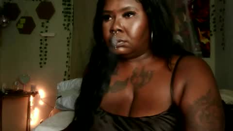 Snapshot of hawtchoc37 chatting on 09-14-25, 12:43 hawtchoc37 online show from 09-14-25, 12:43