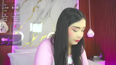 haylie  See you tonight at 8pm Colombia time online show from 02-10-25, 03:13