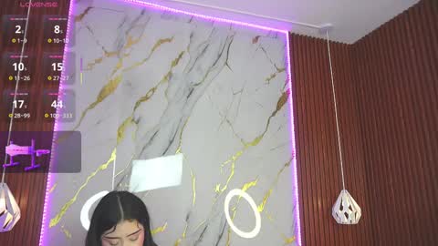 haylie  See you tonight at 8pm Colombia time online show from 03-01-25, 06:57