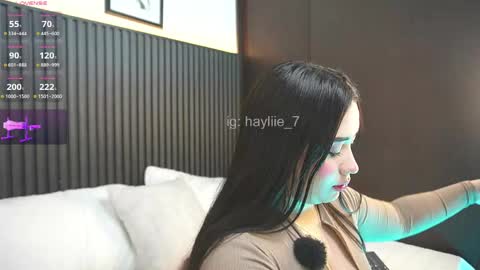 Snapshot of hay1_ chatting on 05-28-26, 05:38 haylie See you tonight at 8pm Colombia time online show from 05-28-26, 05:38