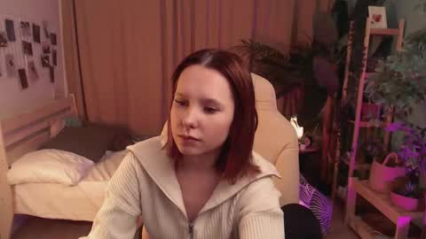 Mia online show from 01-13-26, 01:44