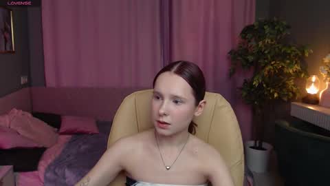 Mia online show from 03-21-26, 08:41