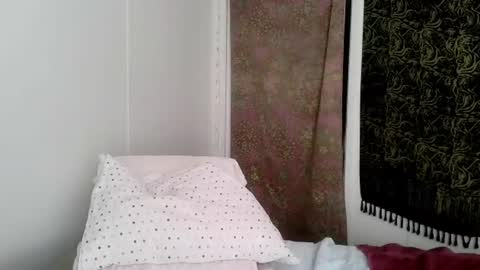 Snapshot of haydenmay chatting on 07-17-26, 01:29 Haydenmay online show from 07-17-26, 01:29