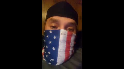 Snapshot of hazel198812 chatting on 12-15-25, 03:33 hazel198812 online show from 12-15-25, 03:33