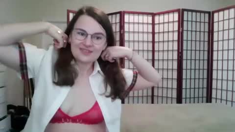 Hazel Blues  online show from 07-08-26, 04:22