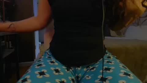 Hazel online show from 10-04-25, 03:54