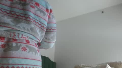 Hazel online show from 01-06-25, 02:14